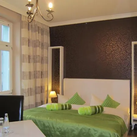 Hotel Ahorn 3*